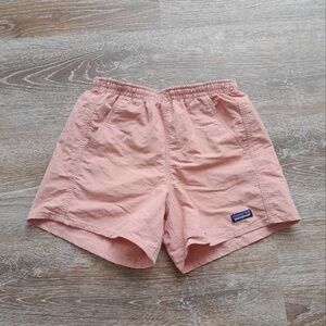 SOLD Patagonia Womens Baggies 5" shorts